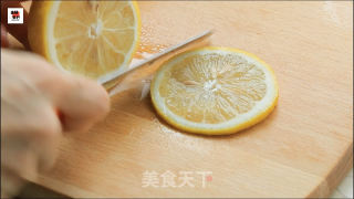 夏日冷饮——西瓜柠檬水的做法步骤：2