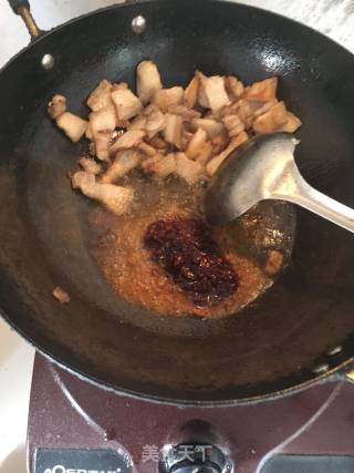 回锅肉的做法步骤：5