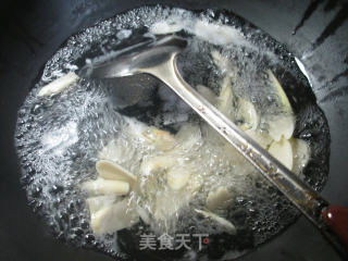 冬瓜鞭笋汤的做法步骤：2