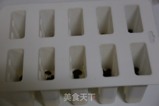 加州葡萄干芒果青柠雪糕的做法步骤：10