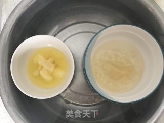 新手一次成功的6寸芒果慕斯蛋糕的做法步骤：1