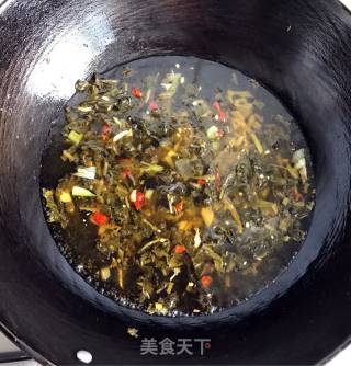 雪菜烧黄鱼的做法步骤：7