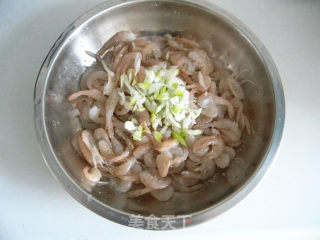 酥炸湖虾的做法步骤：3