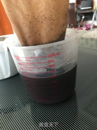 港式奶茶的做法步骤：3