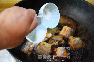 红烧带鱼的做法步骤：12