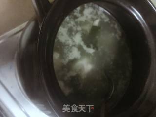 海带排骨汤的做法步骤：4