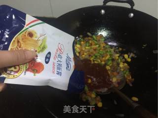 焗什锦海鲜饭的做法步骤：3