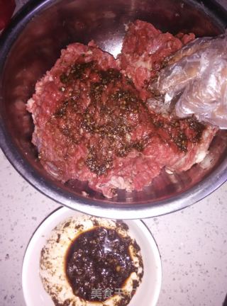 黑椒牛排的做法步骤：3