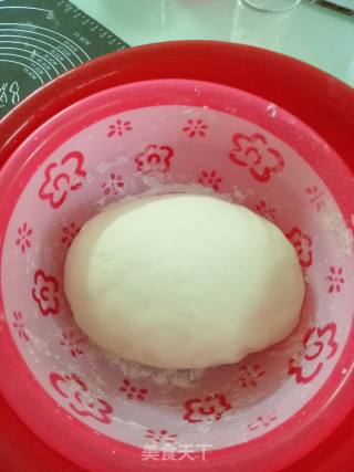 奶黄包的做法步骤：1