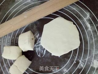 奶黄包的做法步骤：8