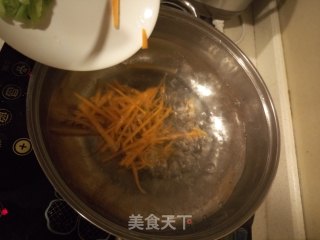 凉拌面（只需3分钟）的做法步骤：2