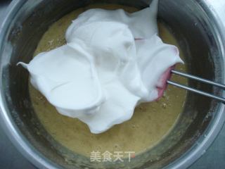 八寸肉松戚风蛋糕的做法步骤：5