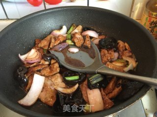 酱爆猪肝盖浇饭的做法步骤：12