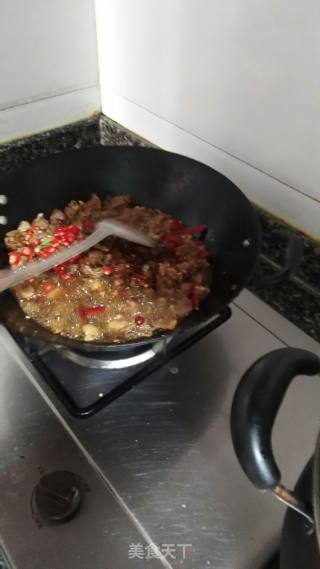 干煸麻辣鸭的做法步骤：4