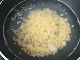 罗勒风味番茄肉酱意面的做法步骤：3