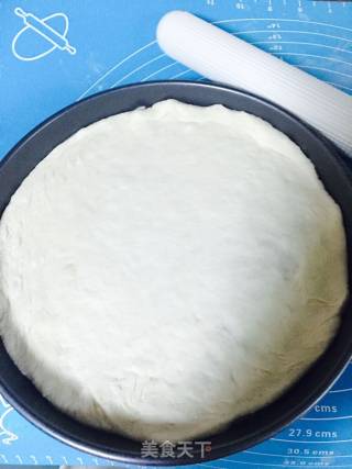 培根蔬菜披萨的做法步骤：1