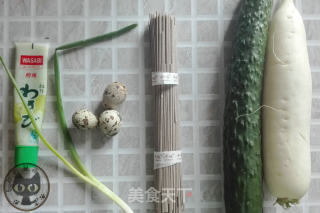 韩式凉拌荞麦面的做法步骤：1