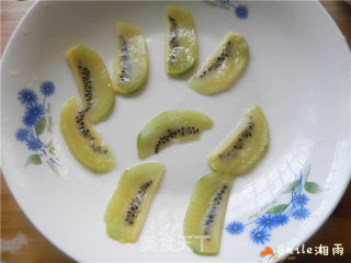 奇异果蜂蜜戚风的做法步骤：5