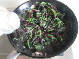 苋菜炒鸡蛋的做法步骤：7