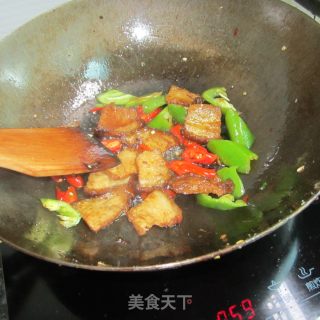 芹菜辣椒酱香肉的做法步骤：7