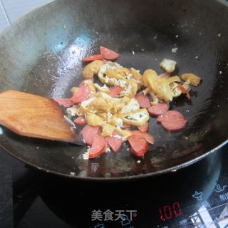 香肠油豆腐白菜丝的做法步骤：3