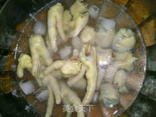 泡椒凤爪的做法步骤：3