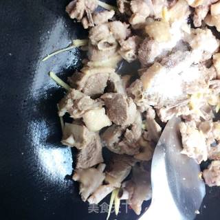 酸甜菠萝鸭肉的做法步骤：5