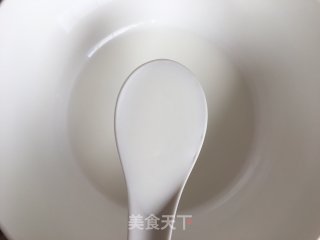 小鱼儿教你做完美戚风蛋糕-没有电子称的福音的做法步骤：3