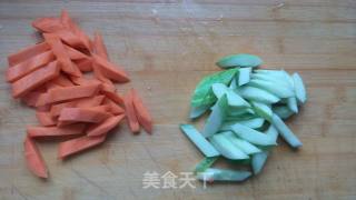 腰果虾仁的做法步骤：1