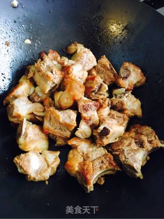土豆豆角炖排骨的做法步骤：9