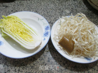 咖喱娃娃菜汤面的做法步骤：1
