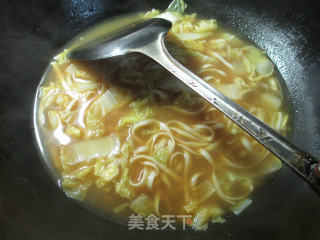 咖喱娃娃菜汤面的做法步骤：7