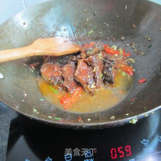酱香腊鱼的做法步骤：7