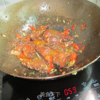 酱香腊鱼的做法步骤：8