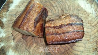 腊肉蒸南瓜的做法步骤：1