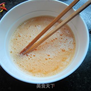 南瓜丝煎蛋的做法步骤：2