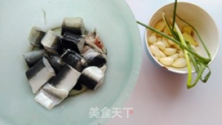 红烧鳗鱼的做法步骤：2