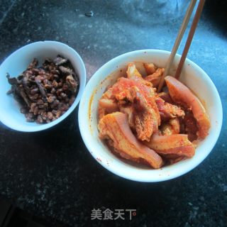 纳八豆蒸肉的做法步骤：1