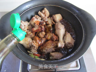 茭白烧鸭腿的做法步骤：7