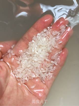 彩椒炒饭的做法步骤：1