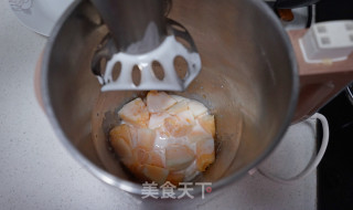 酸奶甜瓜汁、酸奶甜瓜捞的做法步骤：4