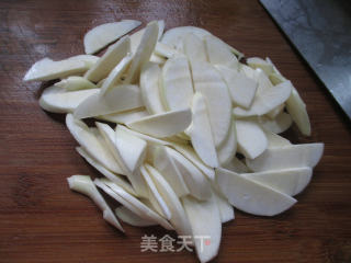 梅豆茭白炒猪肝的做法步骤：3
