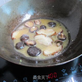 肉浇香菇的做法步骤：6