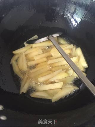 干煸豆角土豆的做法步骤：3