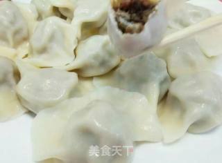 鱼太牛虾爬子水饺的做法步骤：5