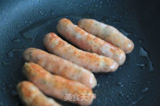 黄金吐司香肠沙拉的做法步骤：9