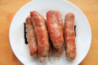 黄金吐司香肠沙拉的做法步骤：11