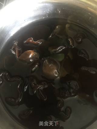 凉拌海蜇头的做法步骤：3