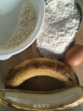 油炸香蕉的做法步骤：1