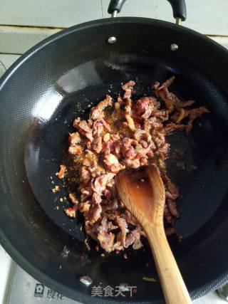 仔姜牛肉的做法步骤：4